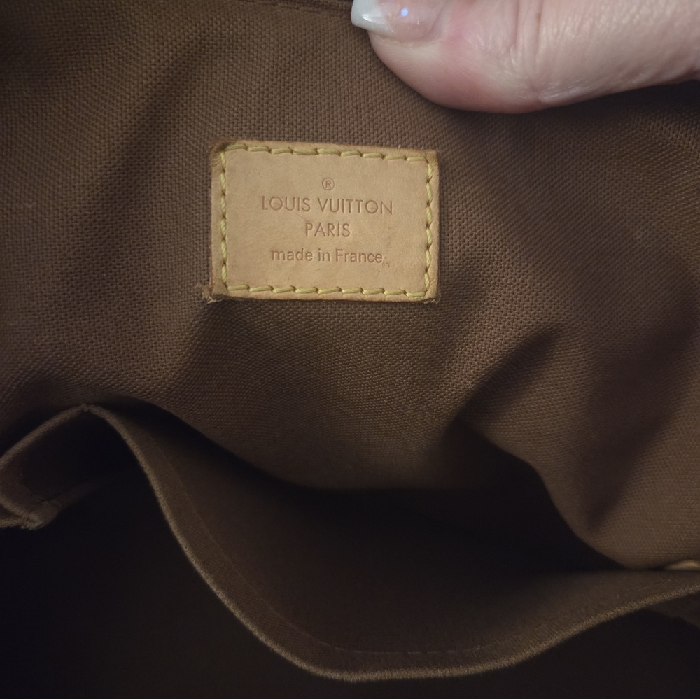 LOUIS VUITTON Monogram Tivoli GM - Picture 3 of 11